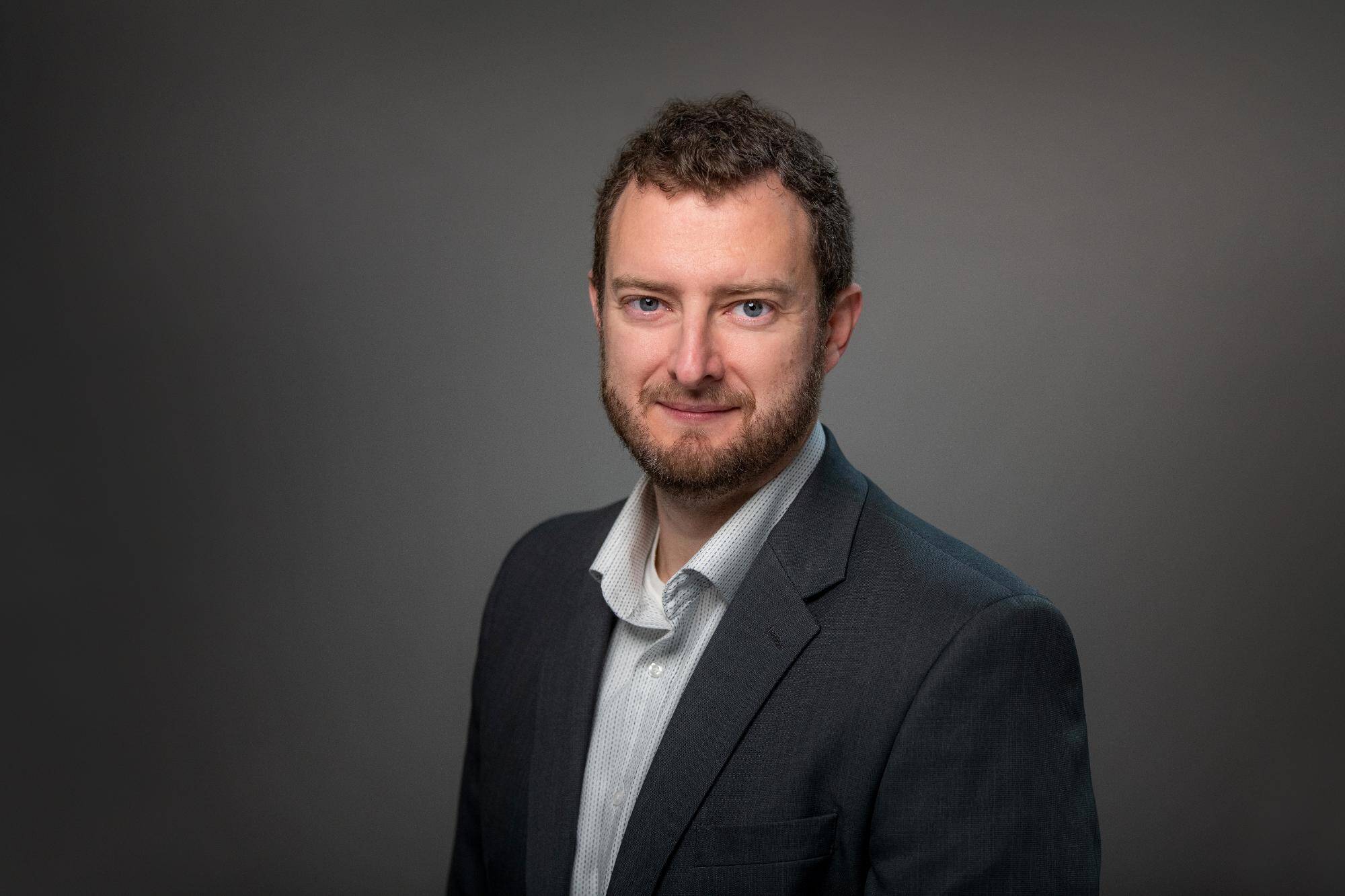 Adam Downs Headshot